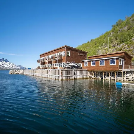 艾尔斯峡湾码头公寓 公寓式酒店